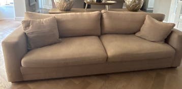 Comfortabele bank, 270 cm breed, 92 cm diep