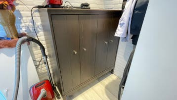 Ikea IDANÄS kledingkast /opbergkast met vouwdeuren softclose