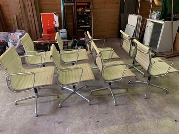 8 eetkamerstoelen