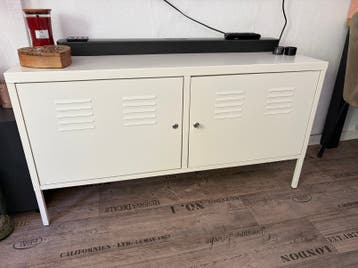 Gratis locker / tv meubel
