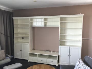 Wandkast keurige staat 2.80 meter lang.