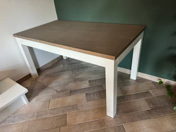 GRATIS eettafel 1.60 x 0.90