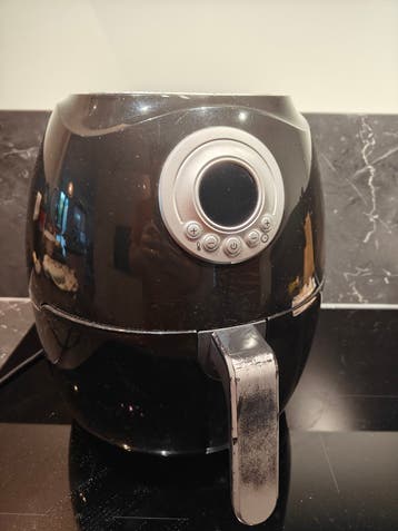 Xl Airfryer, gebruikt maar nog werkend, gratis