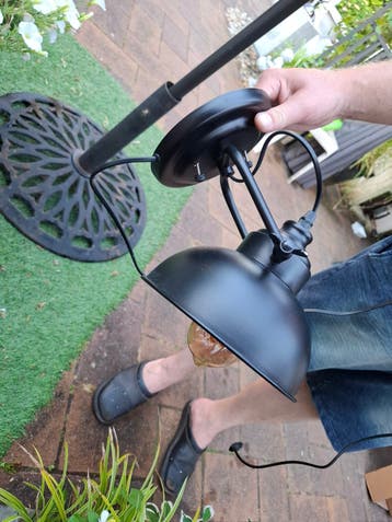 2 identieke wandlampen, gratis op te halen