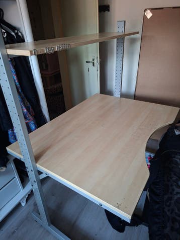 Gebruikte bureau