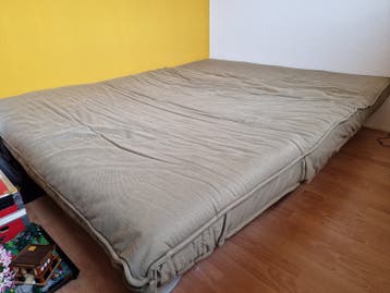 Slaapbank 160x200cm met afneembare hoes