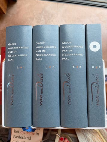 Van Dale Groot Woordenboek van de Nederlandse Taal (2005)