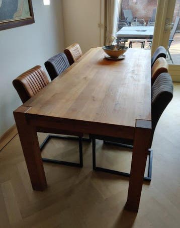 Houten tafel, 220 x 90 cm