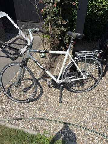 fiets wrak (oud ijzer) - gratis