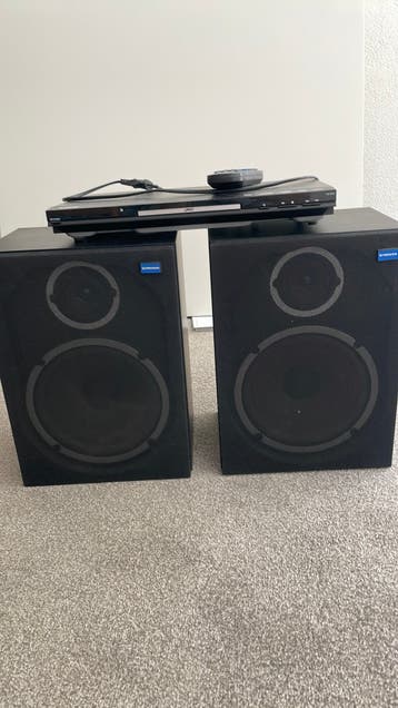 2 pioneer boxen + e-max dvd speler…GRATIS