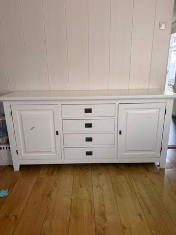 Gratis af te halen: witte dressoirkast