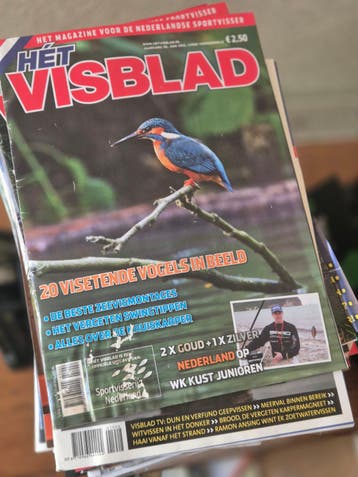 Grote stapel 'Het Visblad' tijdschriften