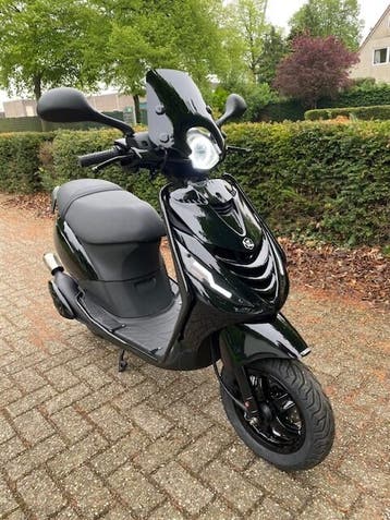 Gezocht: 2-takt scooter - Diverse modellen