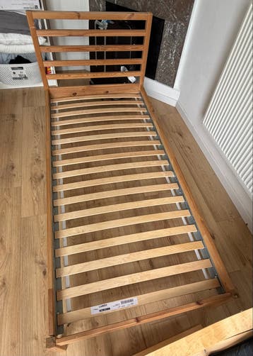 IKEA LURÖY Eenpersoonsbed met lattenbodem