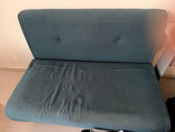 Comfortabele blauwe stoffen bank