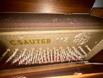 opknap-piano Sauter