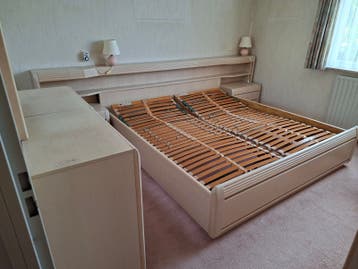 Gratis! Complete slaapkamer!
