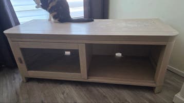 Tv kastje gratis