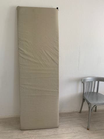 Logeermatras. Stretcher
