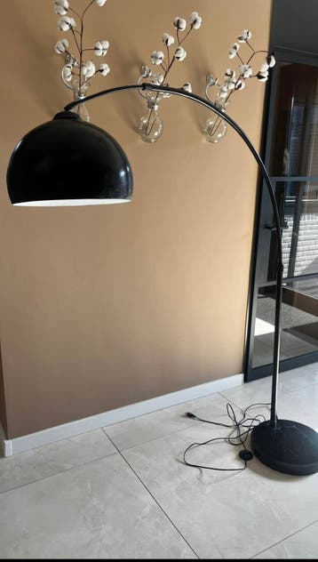 Stijlvolle Zwarte Booglamp - Modern Design