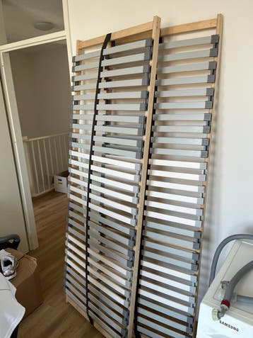 Twee lattenbodems twijfelaar (140cm) - Zo goed als nieuw