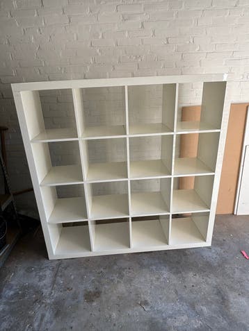 Gratis!! IKEA hoogglanswit kallax kast