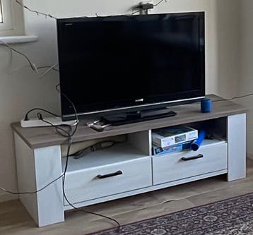 Tv and Tv cabinet