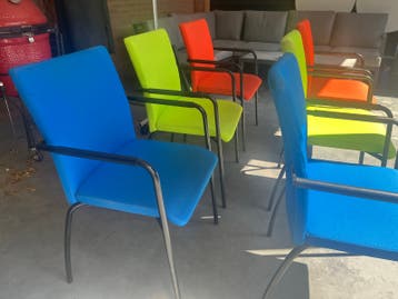 Set van 6 kleurrijke stoelen - Gebruikt