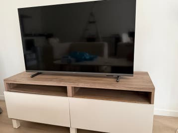 Gratis Ikea tv-meubel met opbergruimte