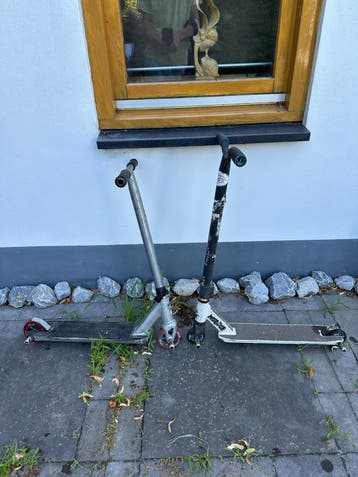 2 Stuntsteps met pegs - Sterk en perfect rijdend gratis
