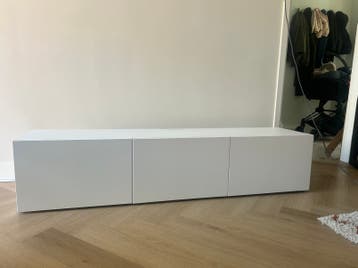 Gratis IKEA Besta wit TV meubel