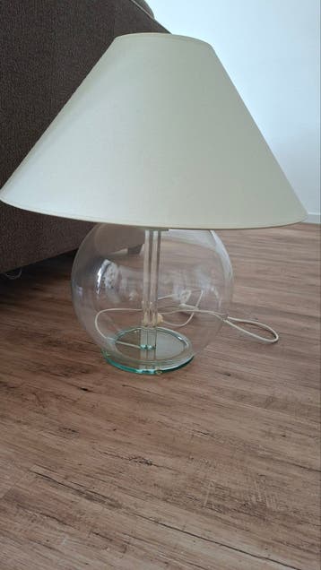 Set van 3 glazen lampen: vloerlamp en tafellampen