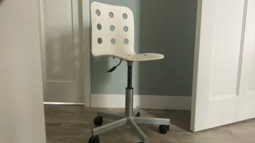 (Kinder) bureastoel Ikea GRATIS