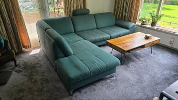 Gratis af te halen. Hoekbank groen 2.85m breed, 2,1m diep.