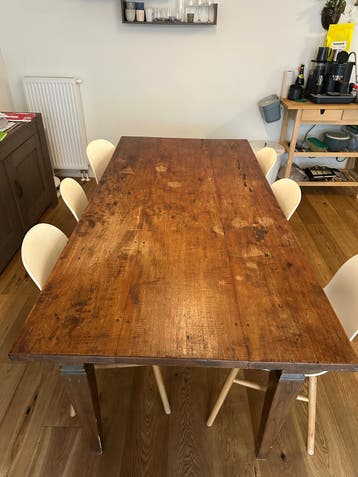Robuuste houten eettafel - Landelijke stijl