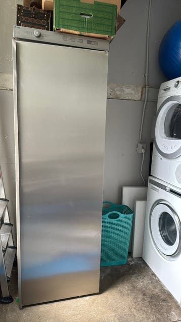 Asko droogkast: snel en zacht drogen voor delicate items