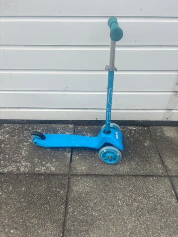 Blauwe step