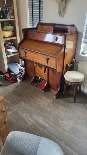 Antiek Harmonium - Klassiek Muziekinstrument