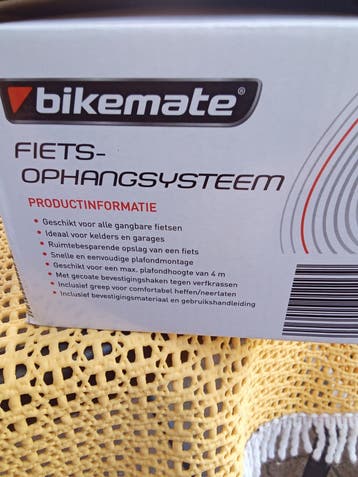 Fietsophang systeem