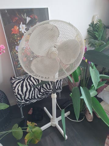 Oude ventilator - perfect voor verkoeling op warme dagen