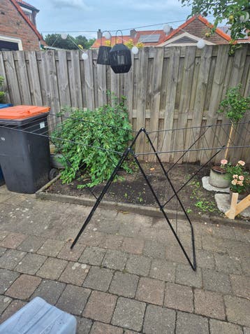 Zwart droogrek voor binnen of buiten