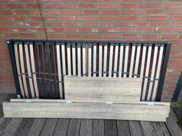 Bed 90 * 200