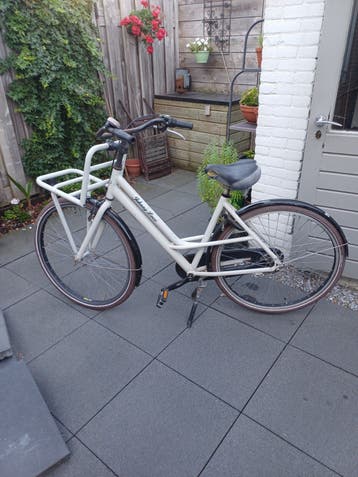 Stevige Transportfiets Dames - Crème Wit met Voordrager