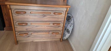 Houten ladekast met 3 laden - Gebruikt