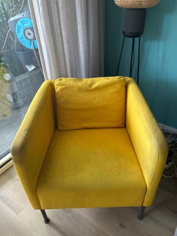 GRATIS: IKEA Fauteuil - Geel, met gebruikssporen