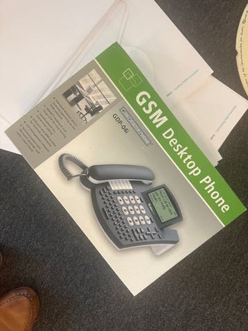 Gratis GSM Desktop Telefoon GDP-04i - Nieuw in doos
