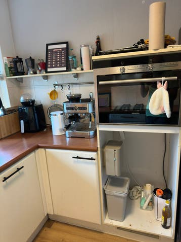 Gratis Keuken/ Free kitchen + dishwasher to give away