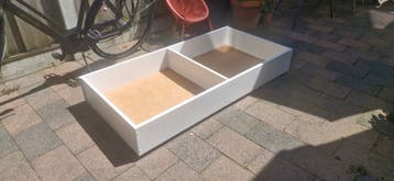Witte bedlade/opbergbak voor onder bed. 147 x 72