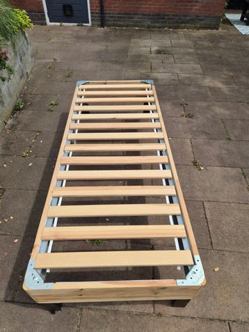 GRATIS! Latten bodem Ikea