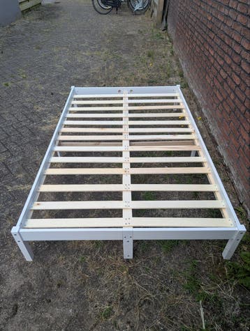 Vida XL bedombouw wit 1.20 x 1.90 GRATIS!! Ophalen Nijmegen!